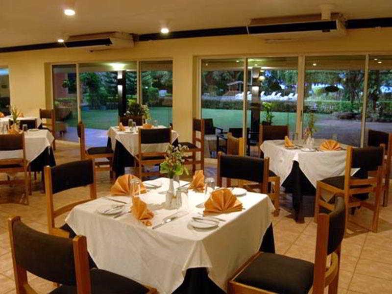 Miridiya Lake Resort Anuradhapura Ngoại thất bức ảnh